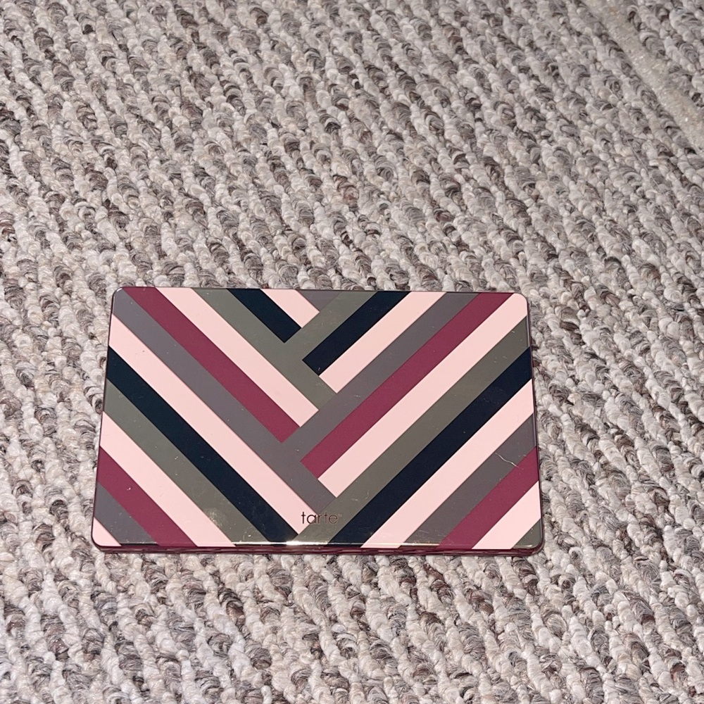 Tarte cosmetics glamour eyeshadow palette